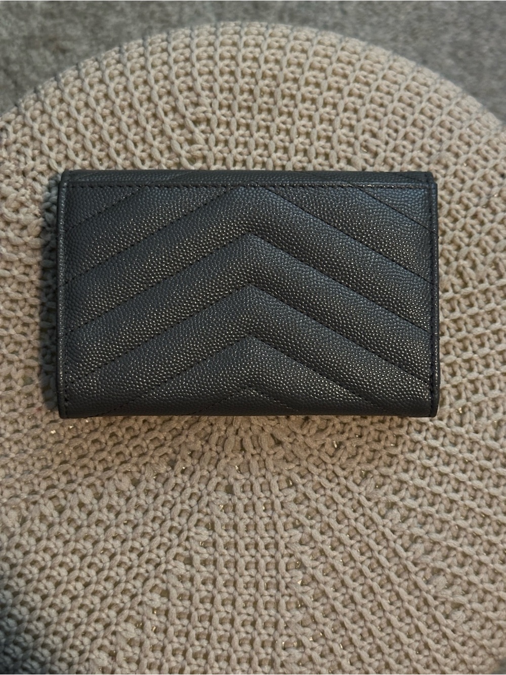 Authentic Saint Laurent Gray Quilted Leather Wallet with Silver YSL Emblem - Picture 6 of 14